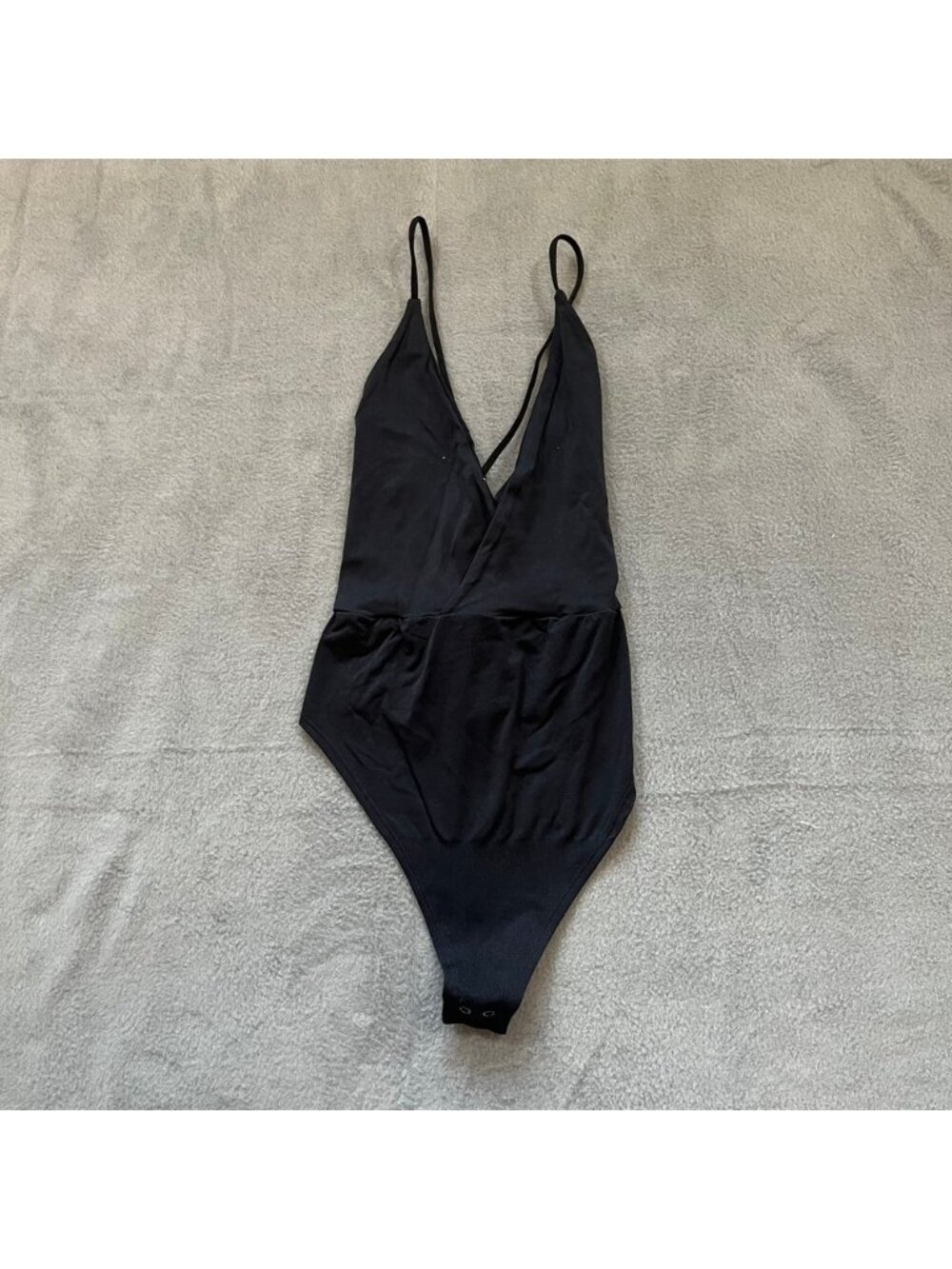 Anthropologie Bodysuit XXS/XS‎ Black Sleeveless Criss Cross V Neck
